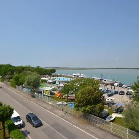 Apartamento Spacious And Bright Flat With Swimming Pool - Beahost Bibione