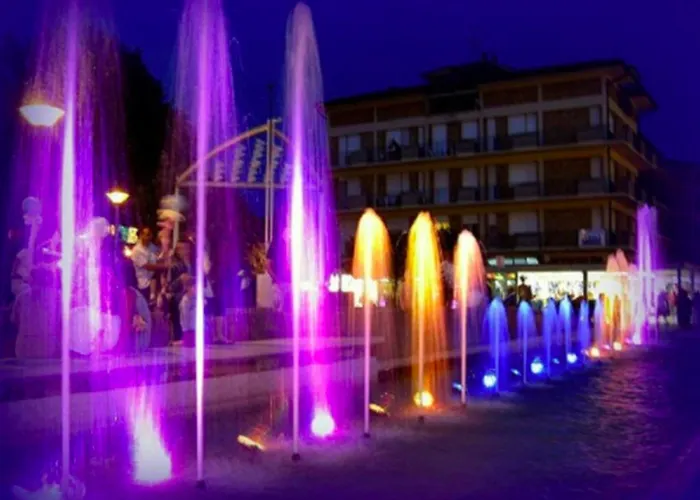 Spacious And Bright Flat With Swimming Pool - Beahost Appartement *