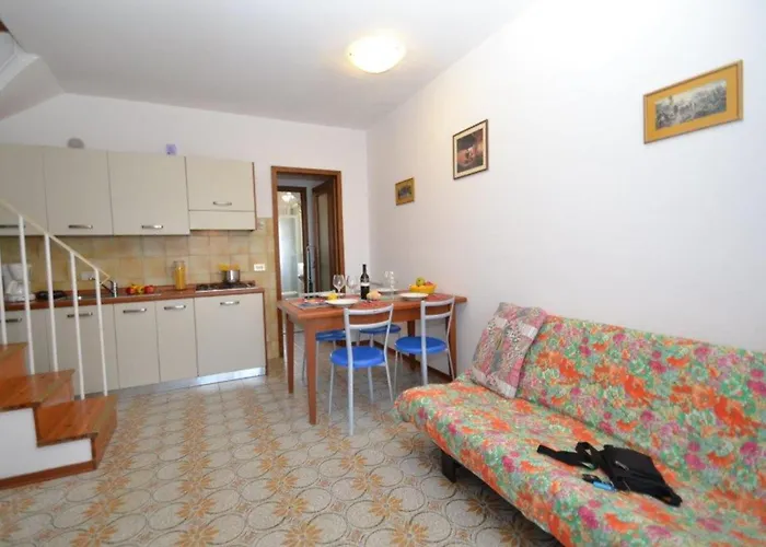 Spacious And Bright Flat With Swimming Pool - Beahost Appartement Bibione