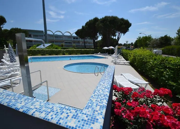 Spacious And Bright Flat With Swimming Pool - Beahost Bibione