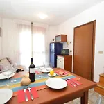 Apartment Spacious And Bright Flat With Swimming Pool - Beahost